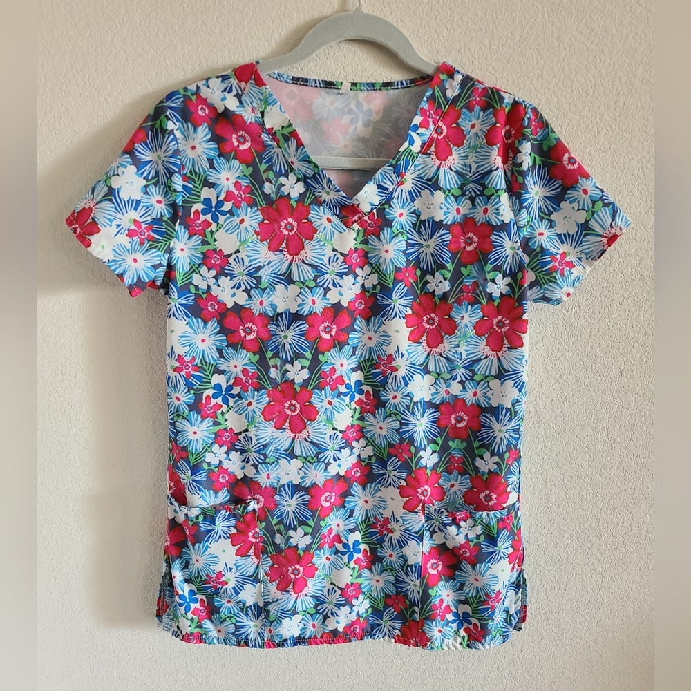 Floral Scrub Top
